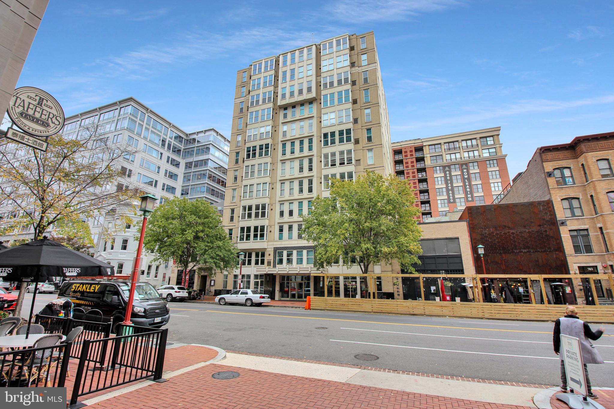 715 6th Street Northwest, Unit 1002 Washington, DC 20001 - Photo 3 of 38 In the Heart of DC