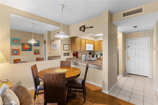 $310,000 | 3324 Olympic Drive, Unit 313, Naples, FL 34105