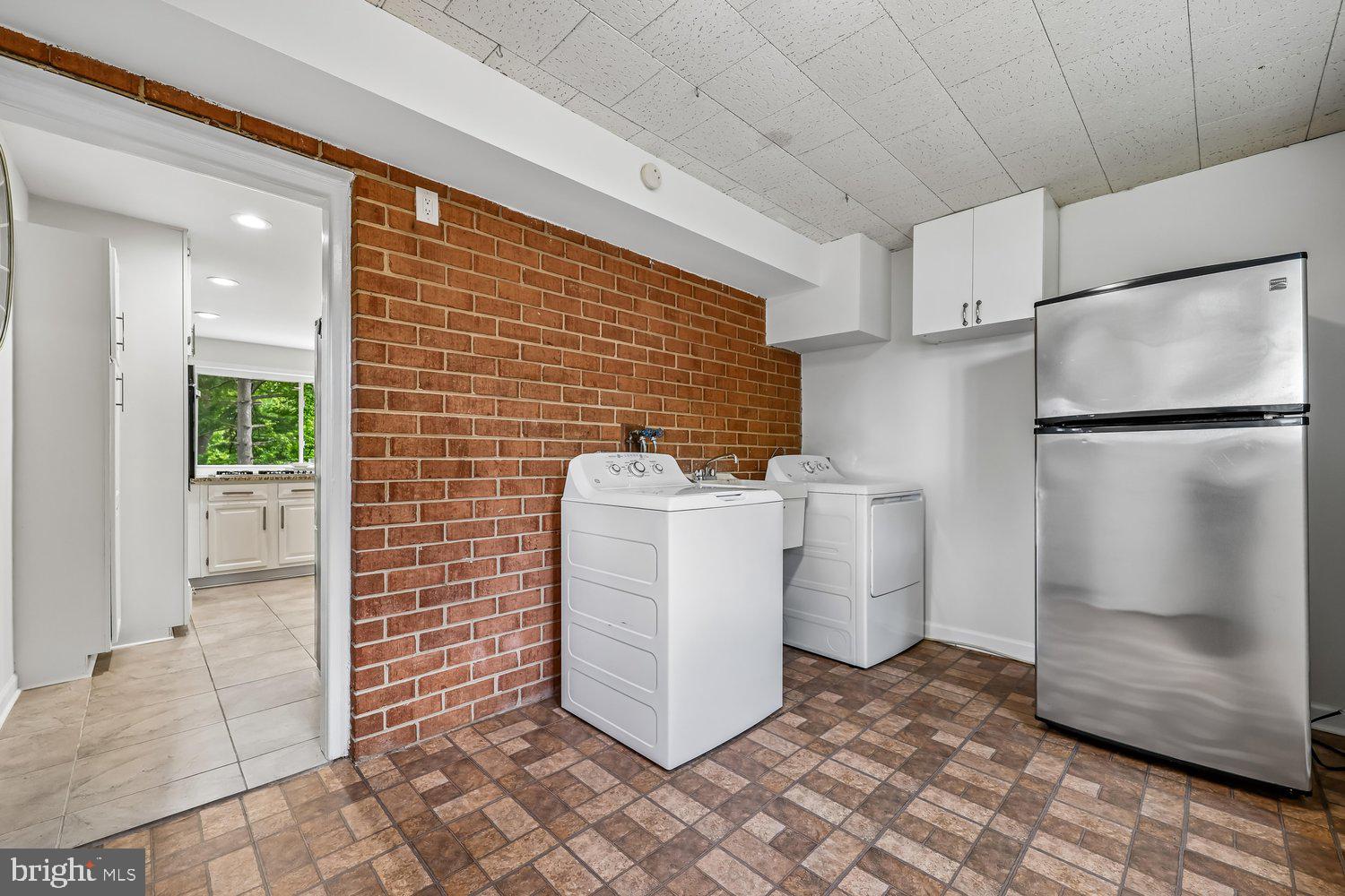 300 Gilsan Court Silver Spring, MD 20902 - Photo 88 of 117 Laundry