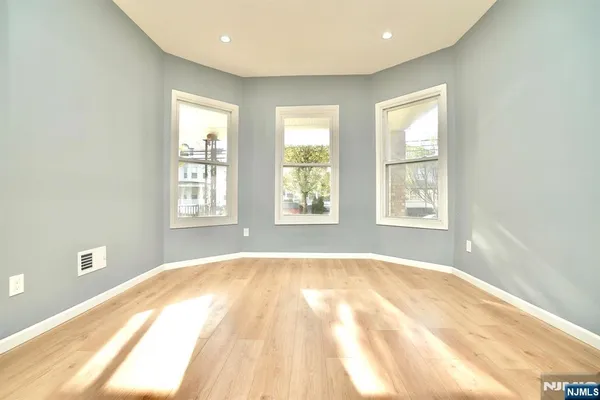 $599,900 | 678 Highland Avenue, Newark, NJ 07104
