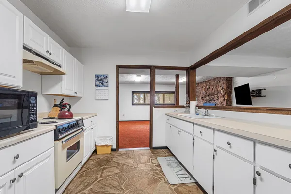 $599,000 | 2600 Highline Road, Chewelah, WA 99109