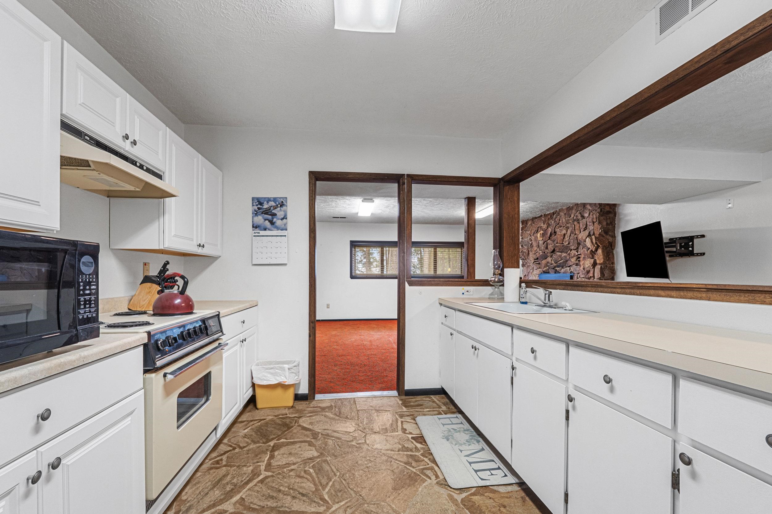 2600 Highline Road Chewelah, WA 99109 - Photo 13 of 27