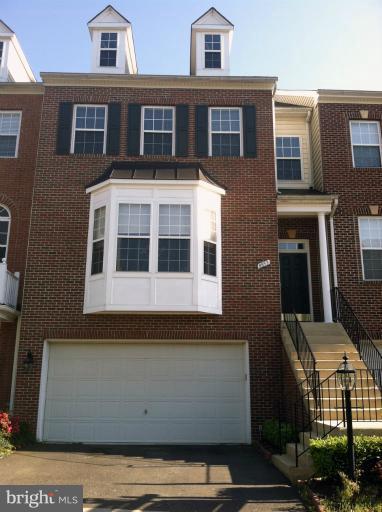 8853 Modano Place Fairfax, VA 22031 - Photo 17 of 17 Exterior (Front)