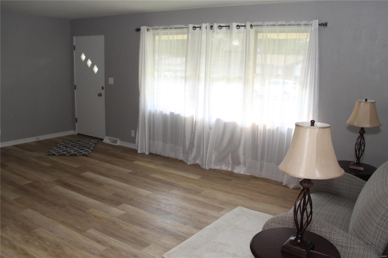 101 Ruth Drive O'Fallon, IL 62269 - Photo 14 of 26 Gallery Image 14