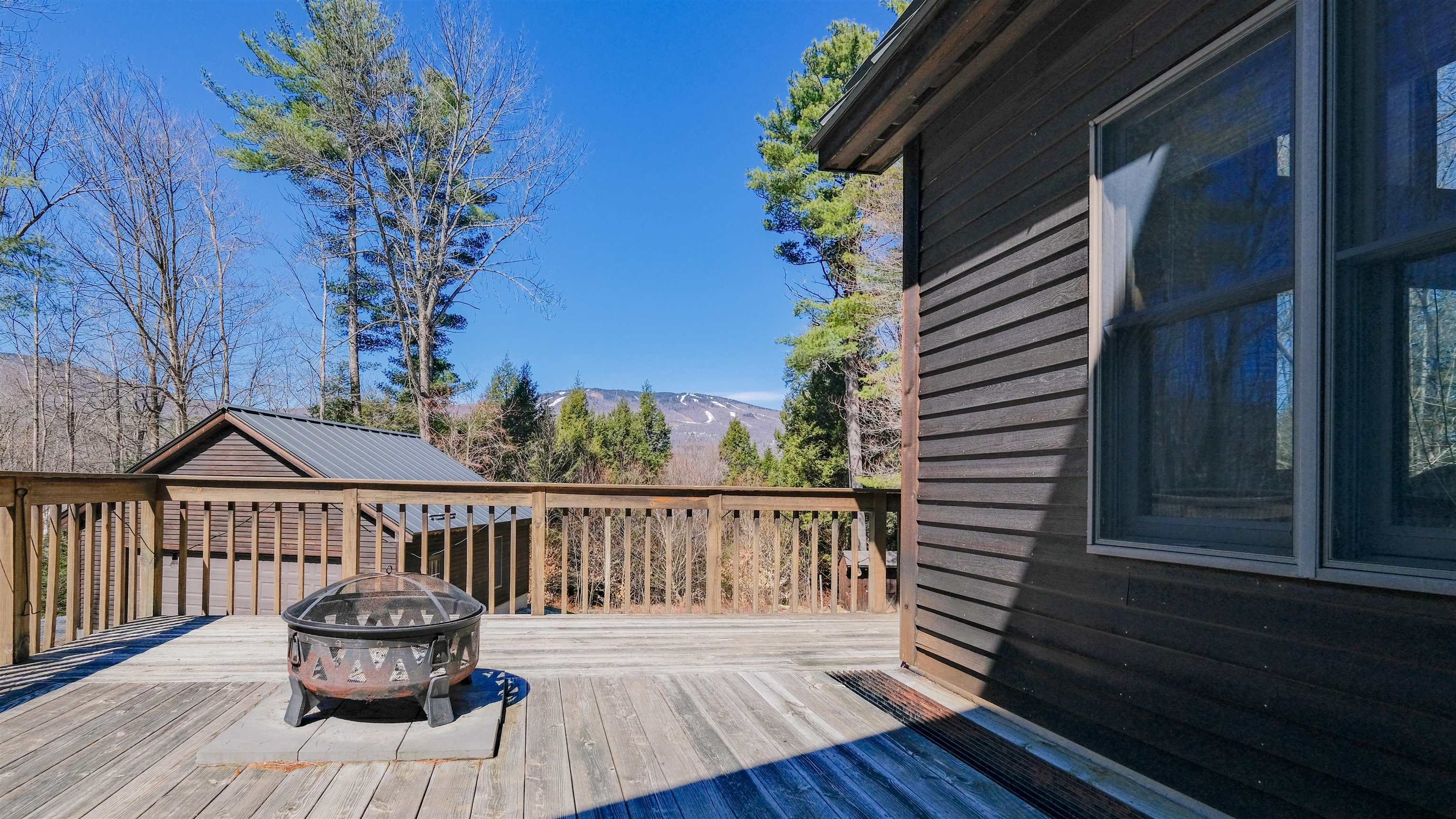 48 Holly Lane Ludlow, VT 05149 - Photo 5 of 41