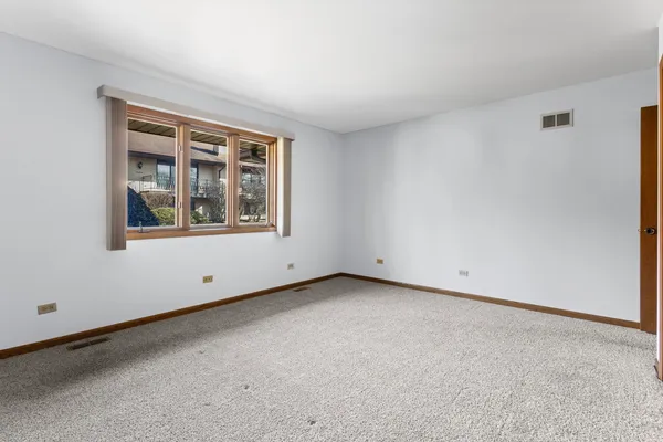 $272,000 | 15607 Petunia Court, Unit 29, Orland Park, IL 60462