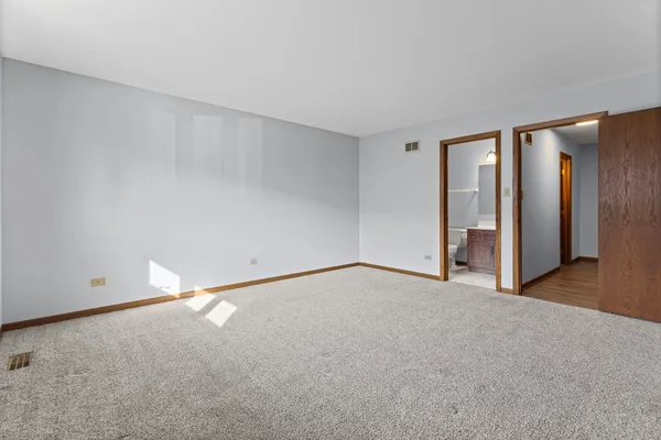 $272,000 | 15607 Petunia Court, Unit 29, Orland Park, IL 60462
