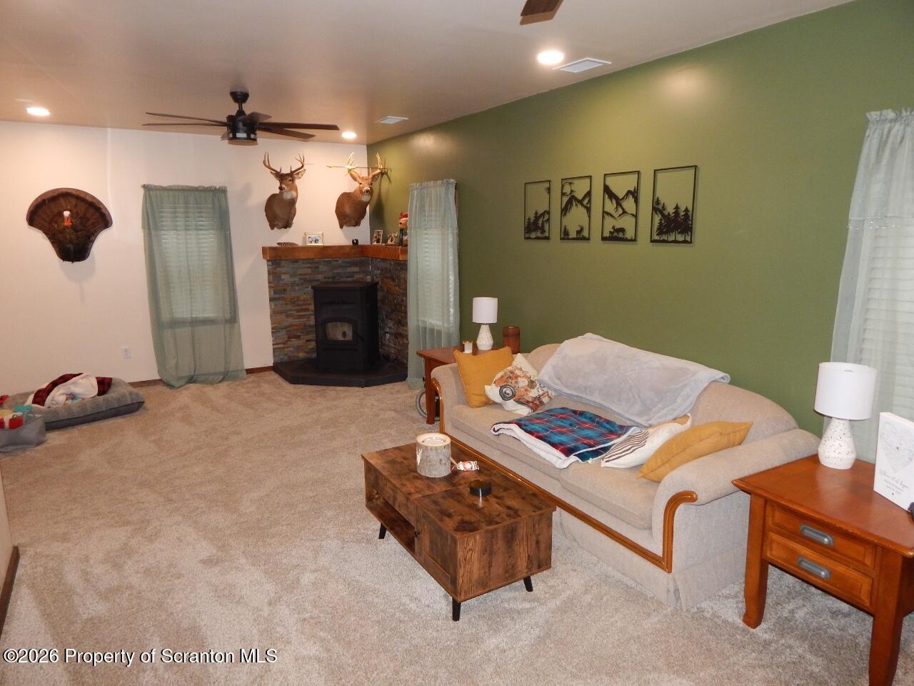 413 Delaware Street Jessup, PA 18434 - Photo 7 of 31 DSCN5896