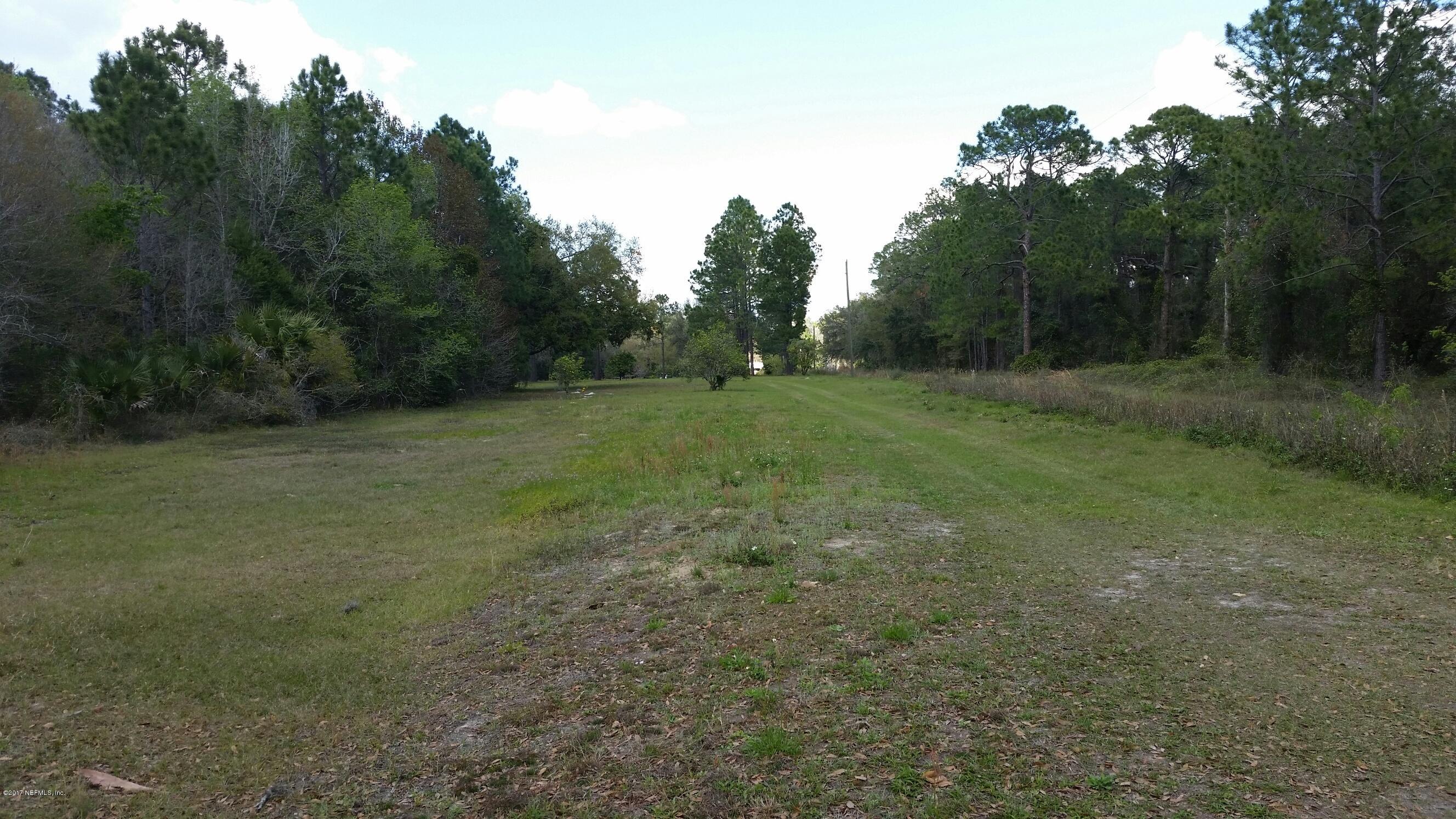 414 Clifton Road Crescent City, FL 32112 - Photo 8 of 30 20170228_143515_resized