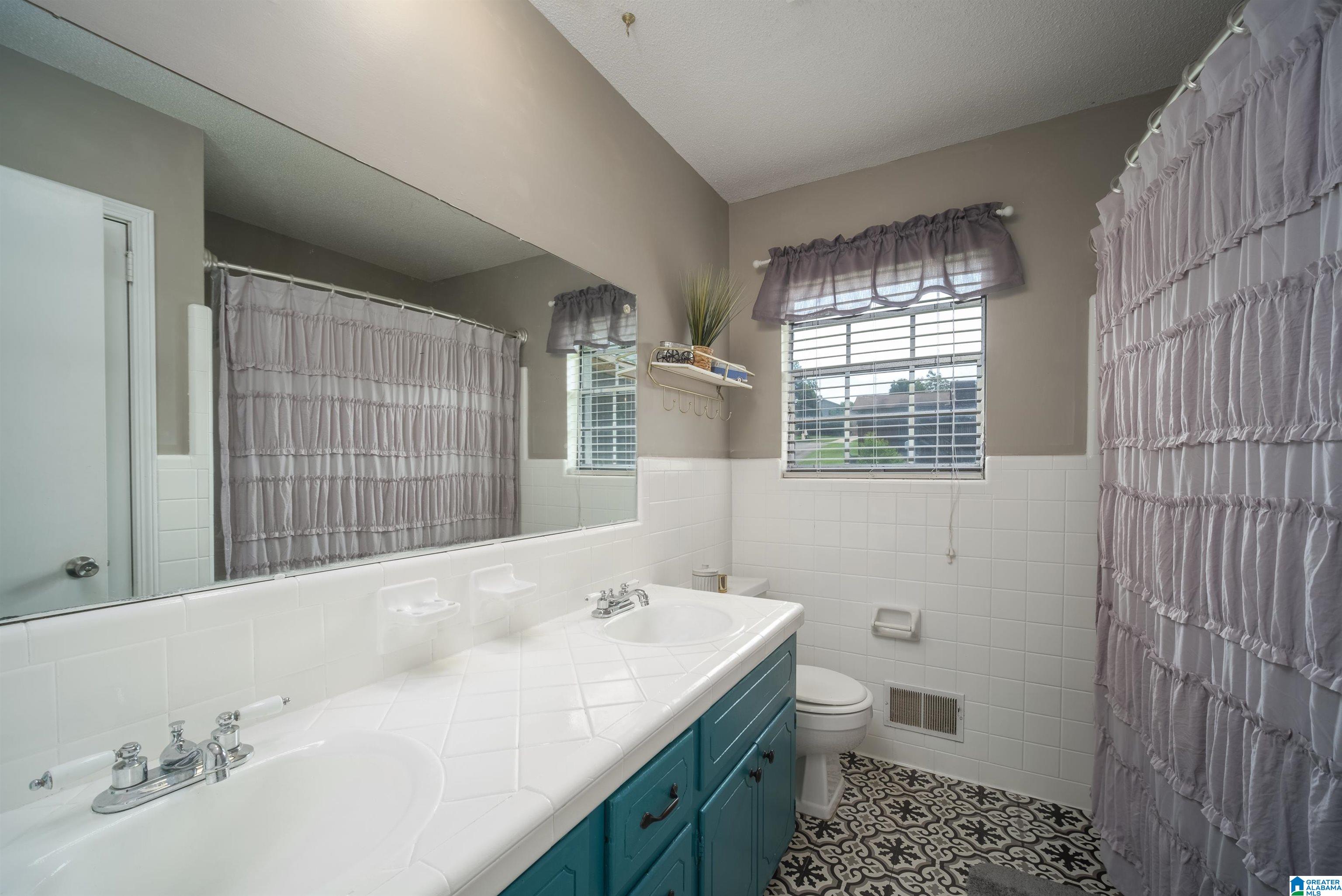 1825 Potter Road Bessemer, AL 35020 - Photo 13 of 20