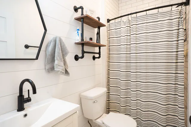 $489,900 | 1043 John Street, West Salem, WI 54669