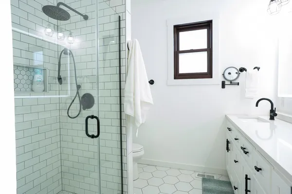 $489,900 | 1043 John Street, West Salem, WI 54669