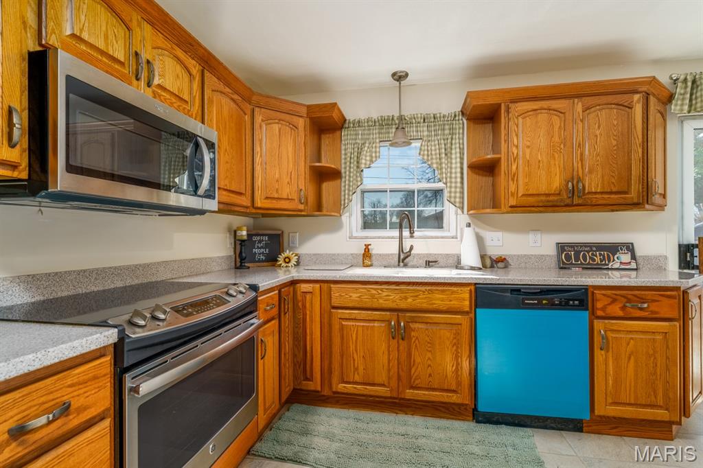 2336 Emert Avenue Granite City, IL 62040 - Photo 18 of 44