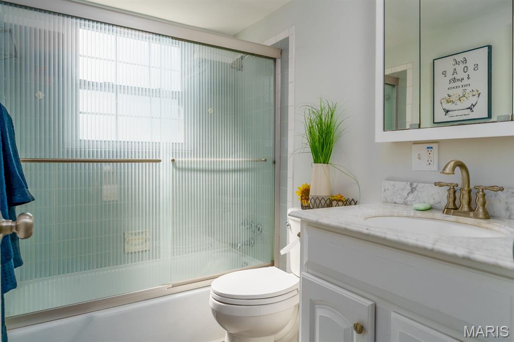 2336 Emert Avenue Granite City, IL 62040 - Photo 23 of 44