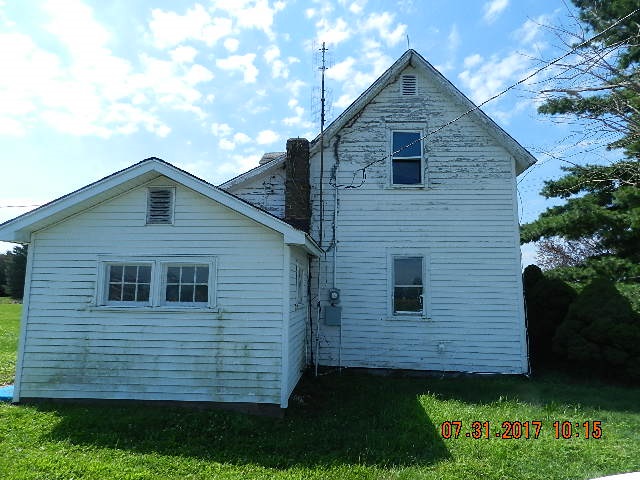 7481 South 350 West Rochester, IN 46975 - Photo 3 of 21