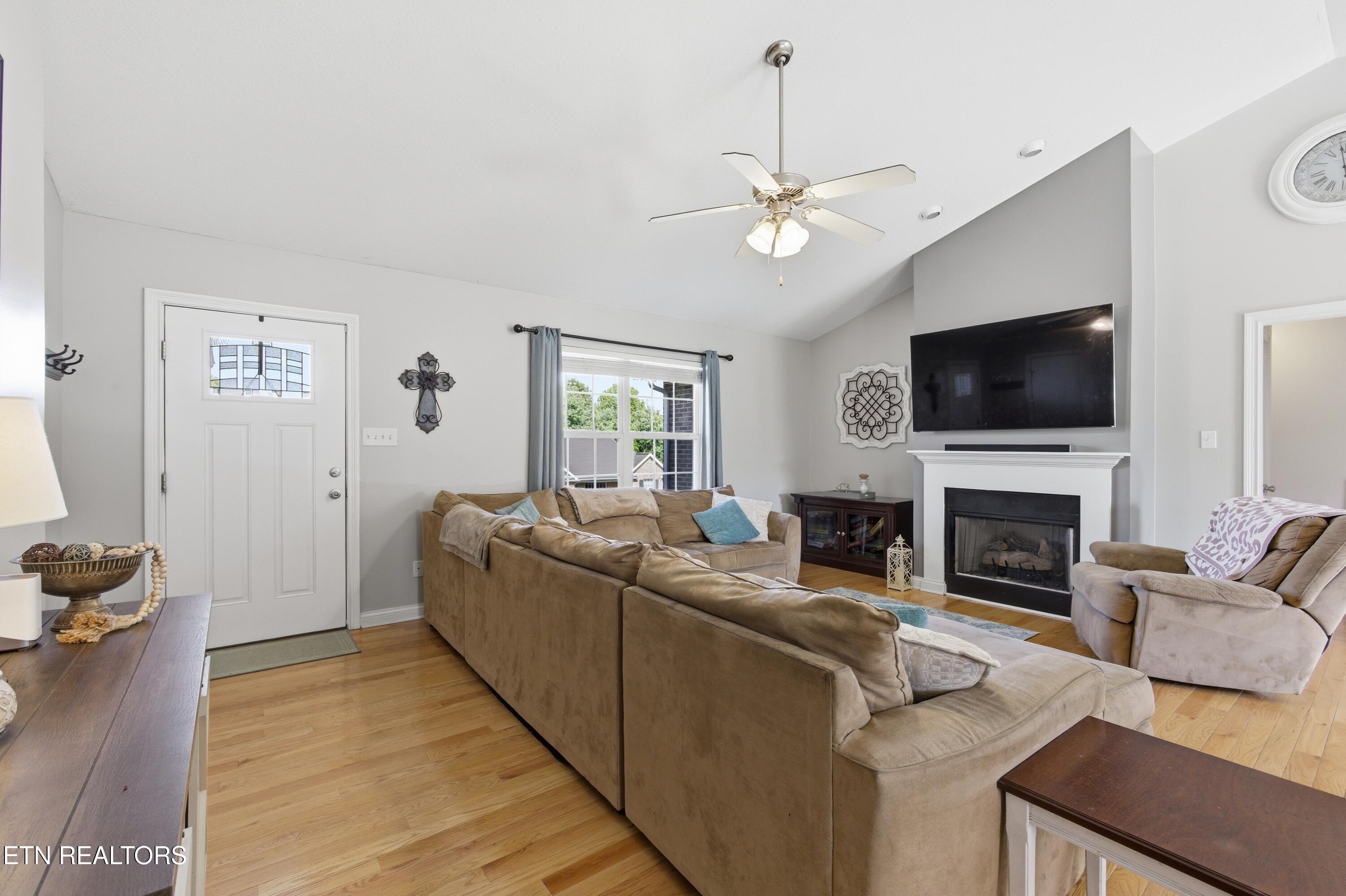 8429 Wade Crest Lane Powell, TN 37849 - Photo 17 of 52 1N9A3129