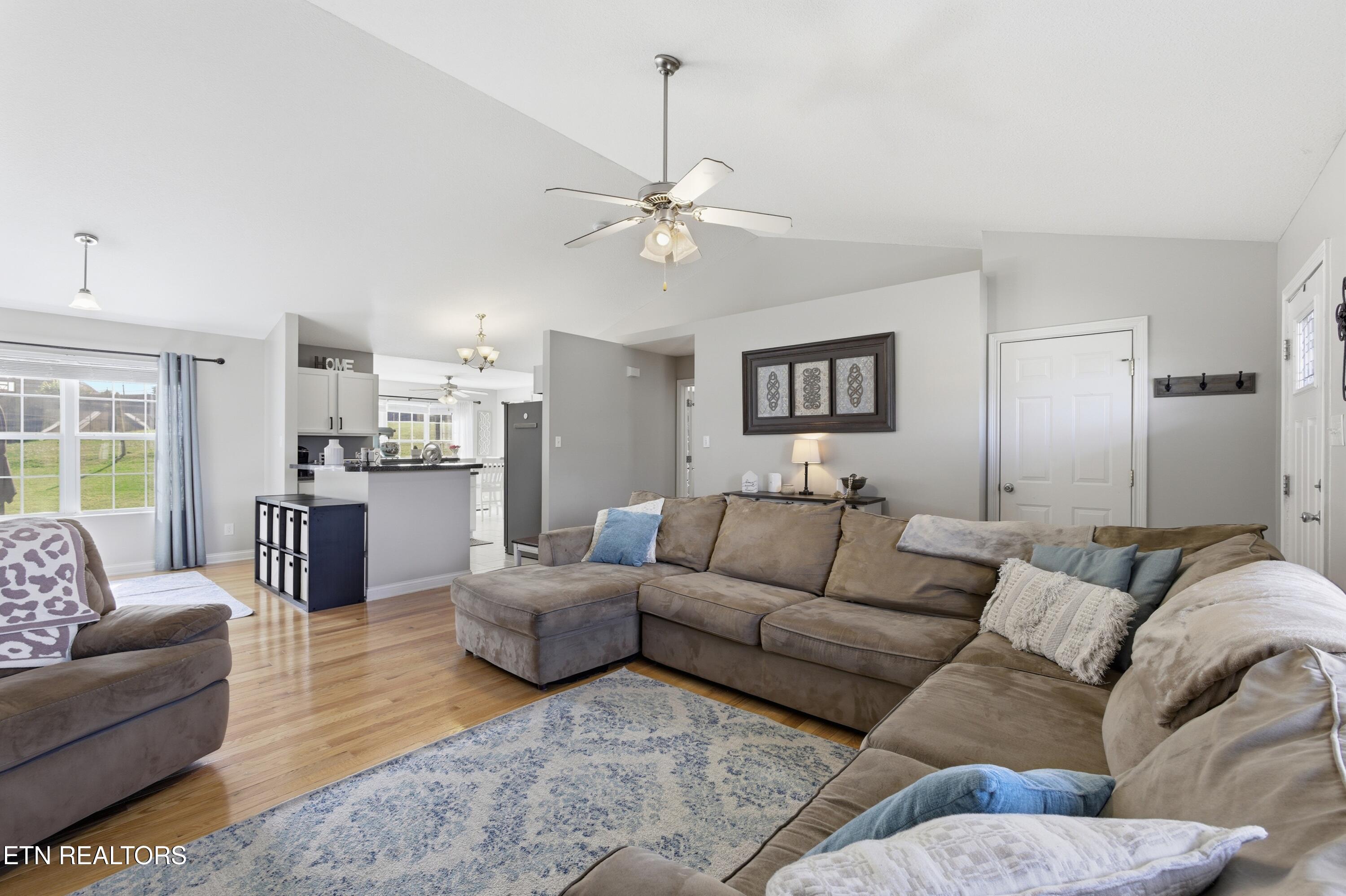 8429 Wade Crest Lane Powell, TN 37849 - Photo 18 of 52 1N9A3134