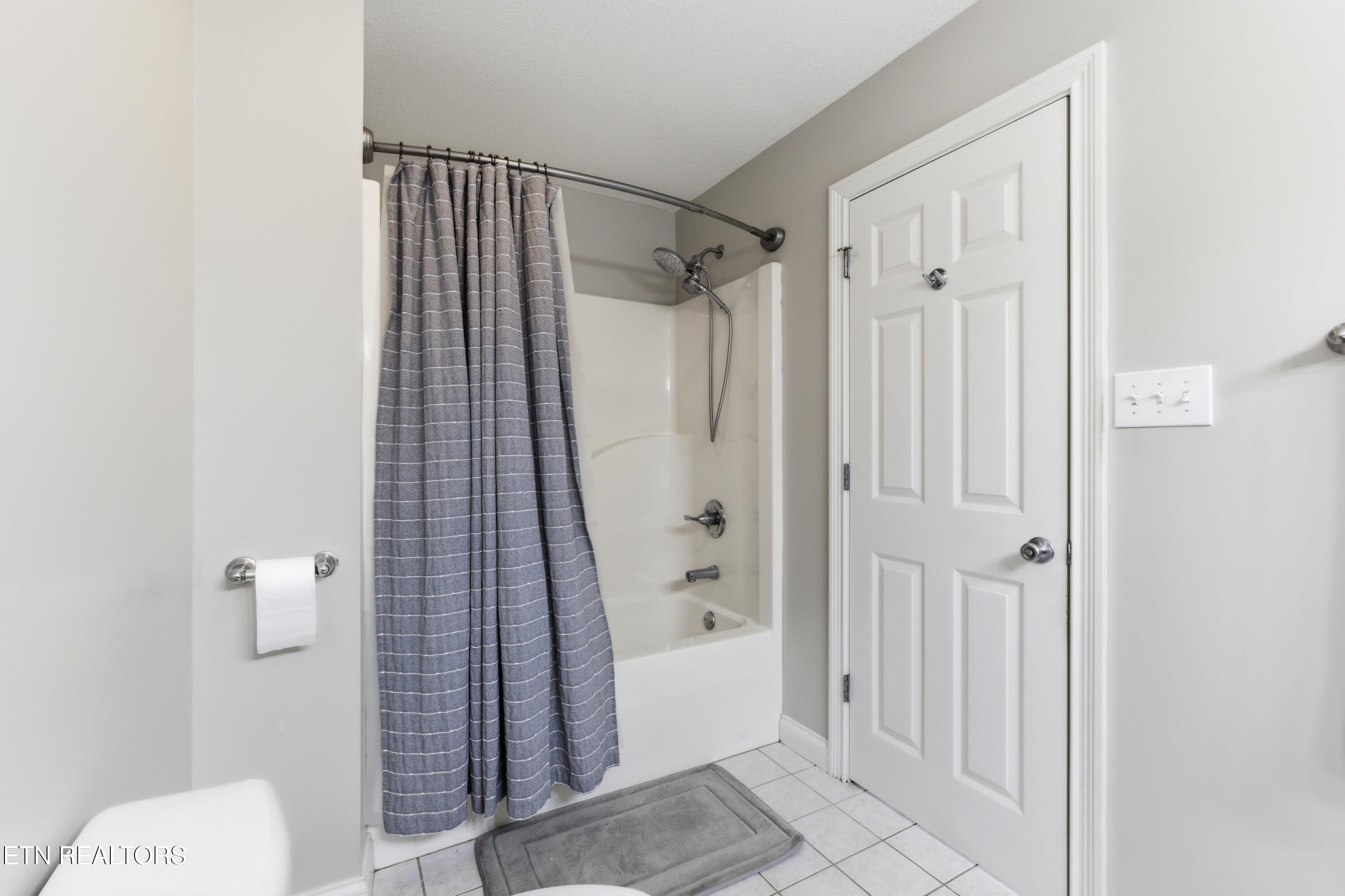 8429 Wade Crest Lane Powell, TN 37849 - Photo 35 of 52 1N9A3219