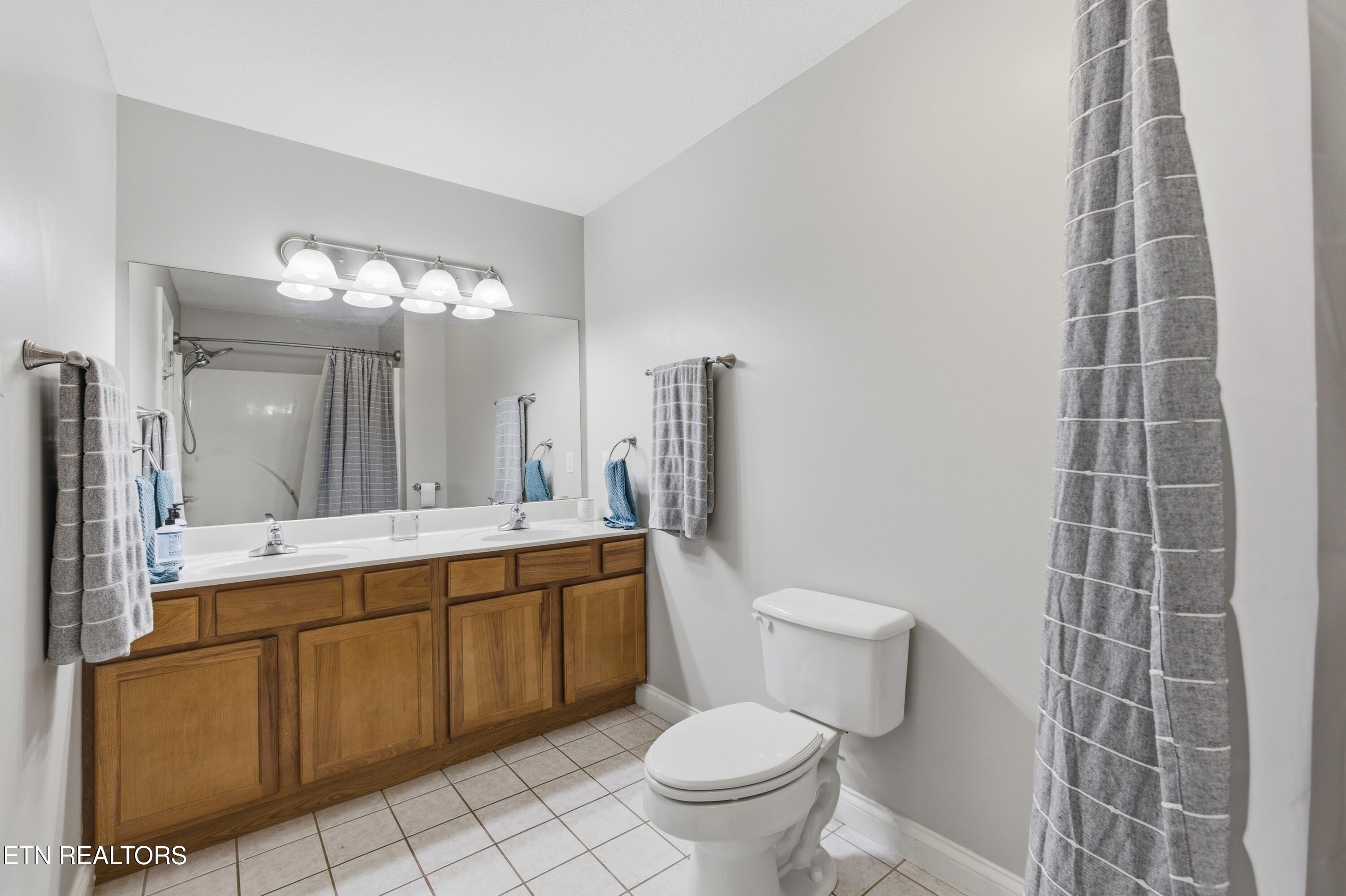 8429 Wade Crest Lane Powell, TN 37849 - Photo 36 of 52 1N9A3224