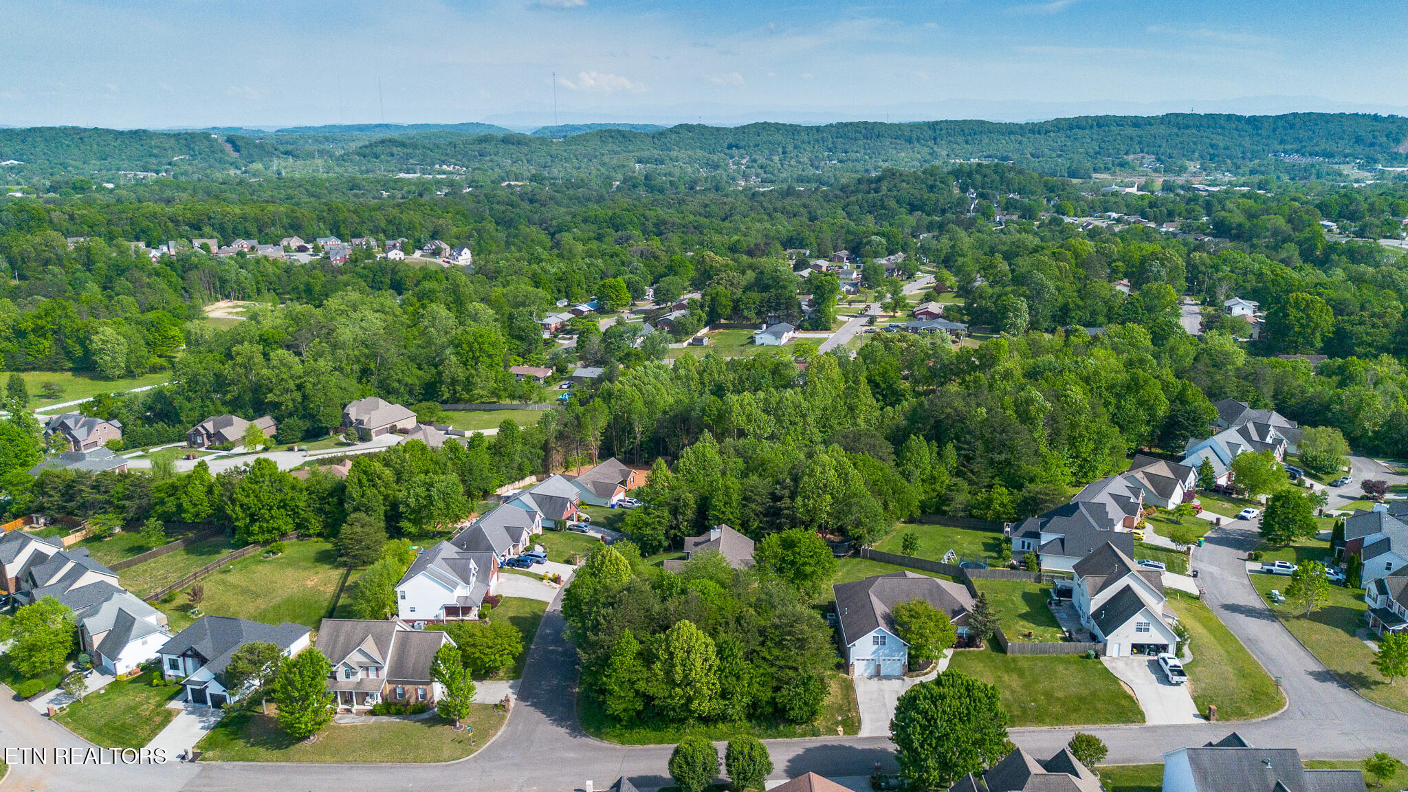 8429 Wade Crest Lane Powell, TN 37849 - Photo 52 of 52 DJI_0622-HDR