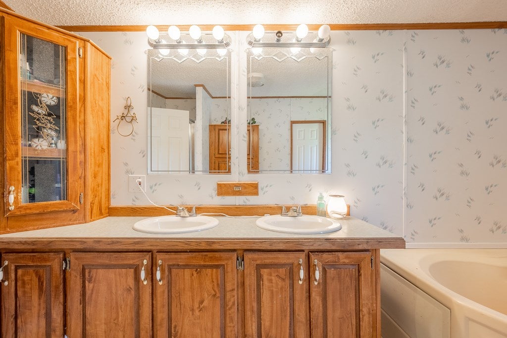 776 Rakestown Road Ivanhoe, VA 24350 - Photo 40 of 75 Gallery Image 40