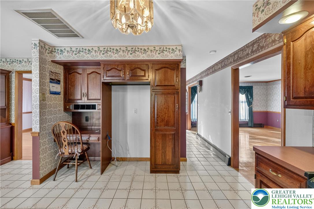 656 Daniels Road Nazareth, PA 18064 - Photo 13 of 54 a view of a hallway with dining area