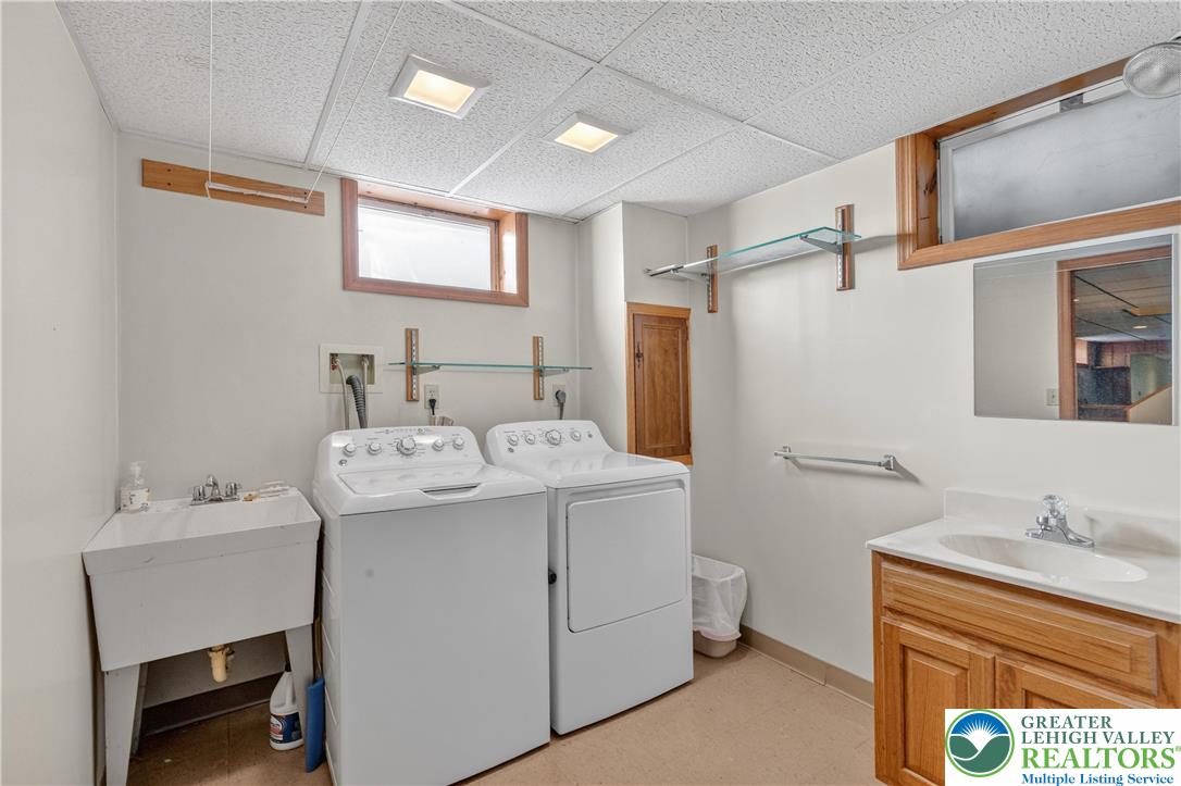 656 Daniels Road Nazareth, PA 18064 - Photo 35 of 54 a utility room with dryer and washer