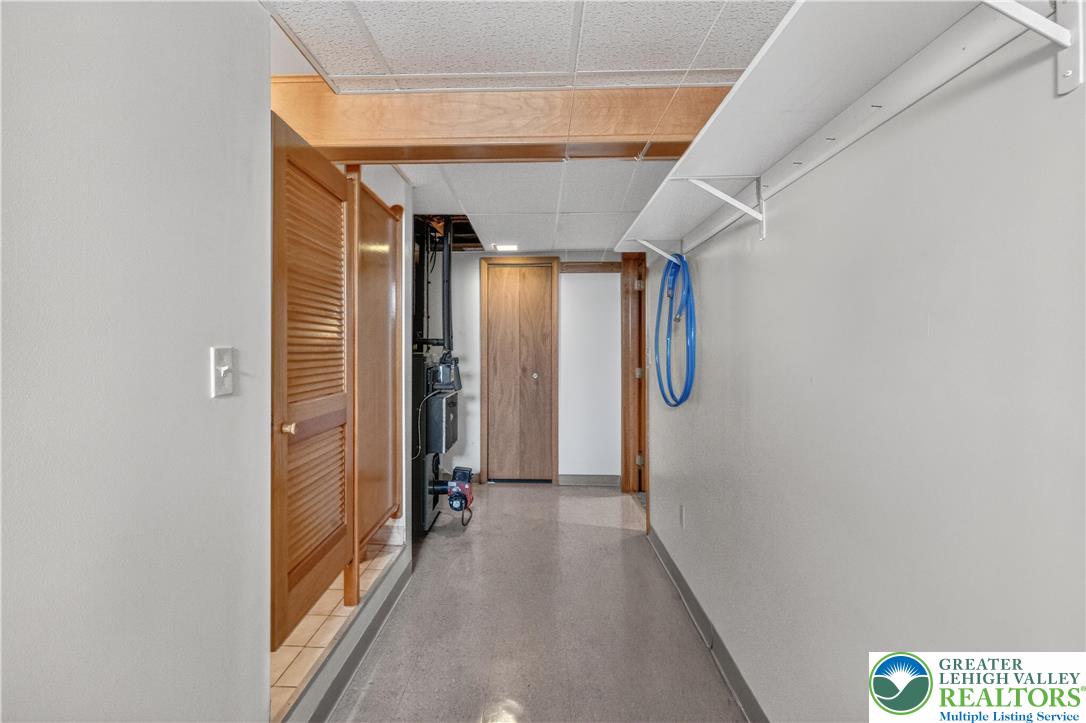 656 Daniels Road Nazareth, PA 18064 - Photo 36 of 54 a view of hallway