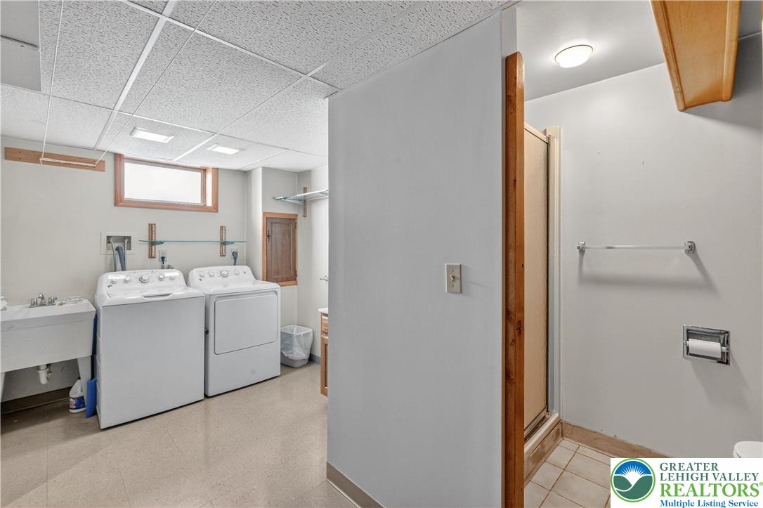 656 Daniels Road Nazareth, PA 18064 - Photo 37 of 54 a bathroom with a sink mirror and vanity