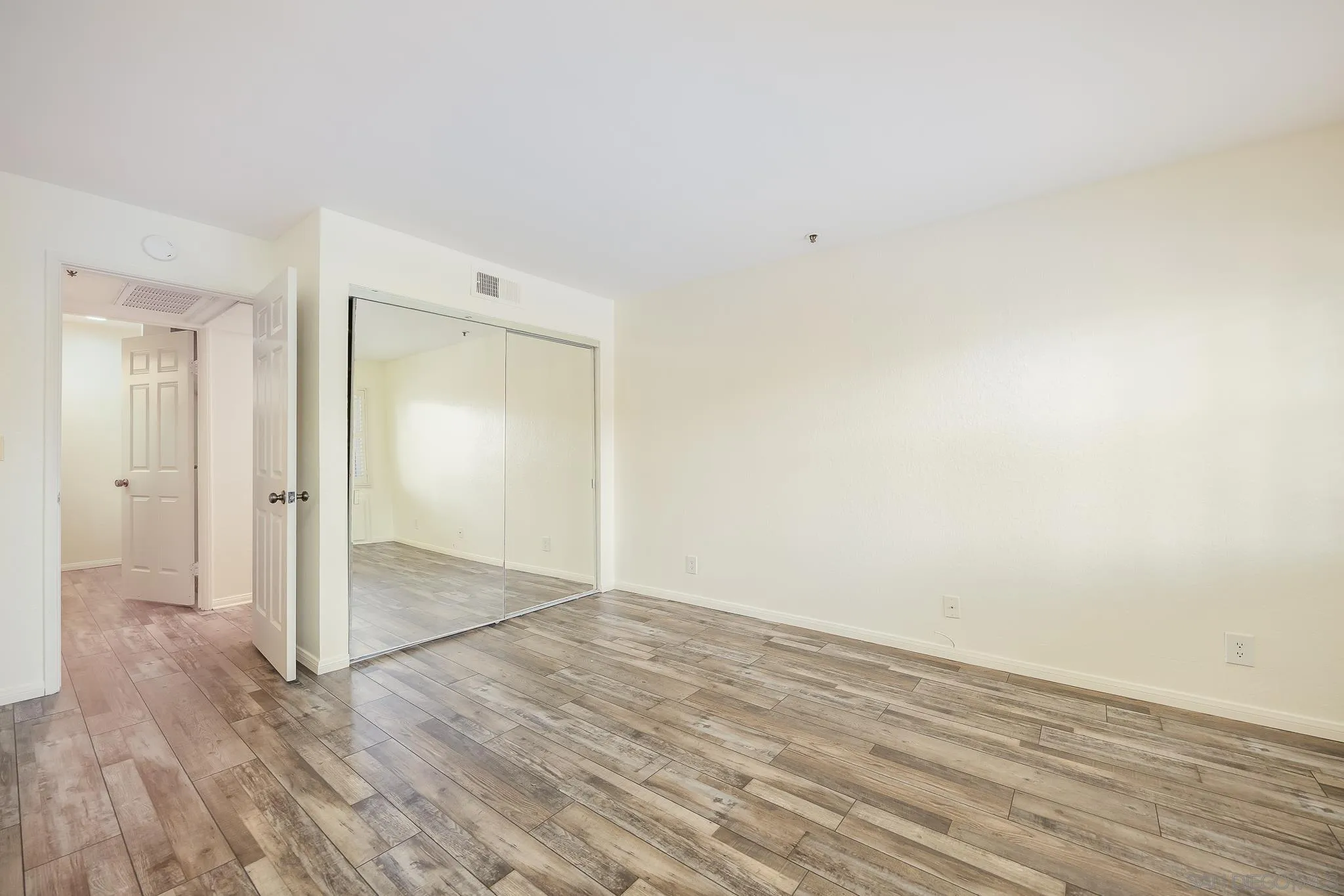 5705 Friars Road, Unit 19 San Diego, CA 92110 - Photo 17 of 32