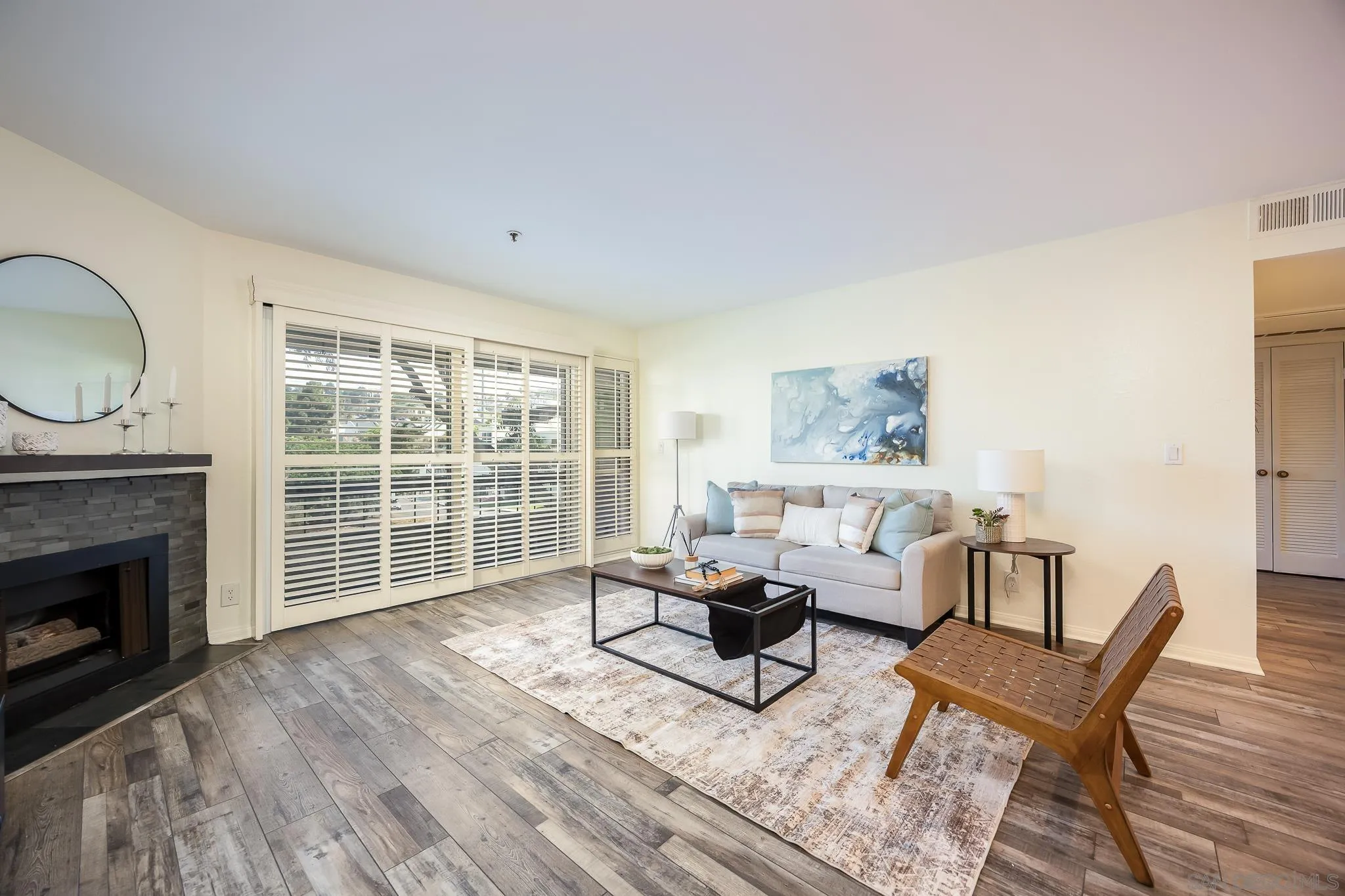 5705 Friars Road, Unit 19 San Diego, CA 92110 - Photo 4 of 32