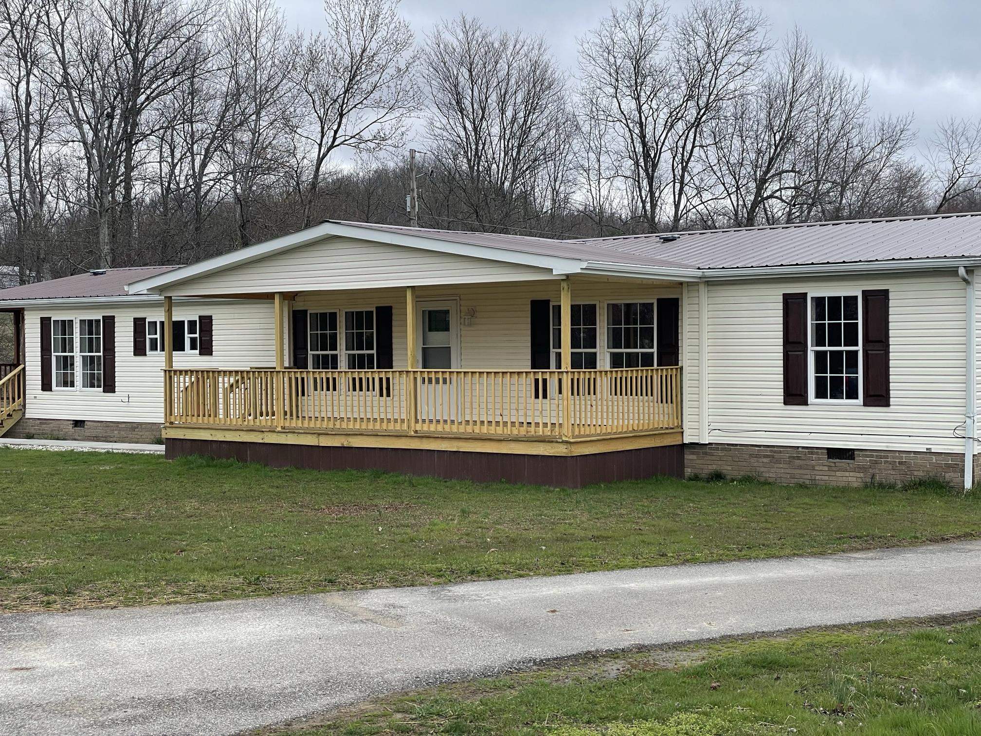 76 Cutter Drive Grayson, KY 41143 - Photo 1 of 15