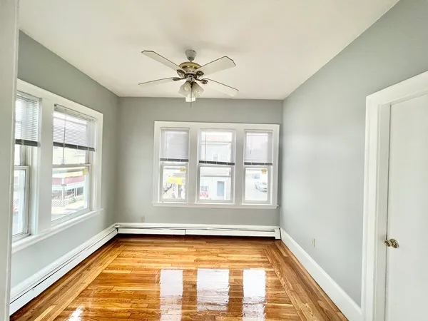 $2,800 | 113 Ferry Street, Unit 2, Everett, MA 02149