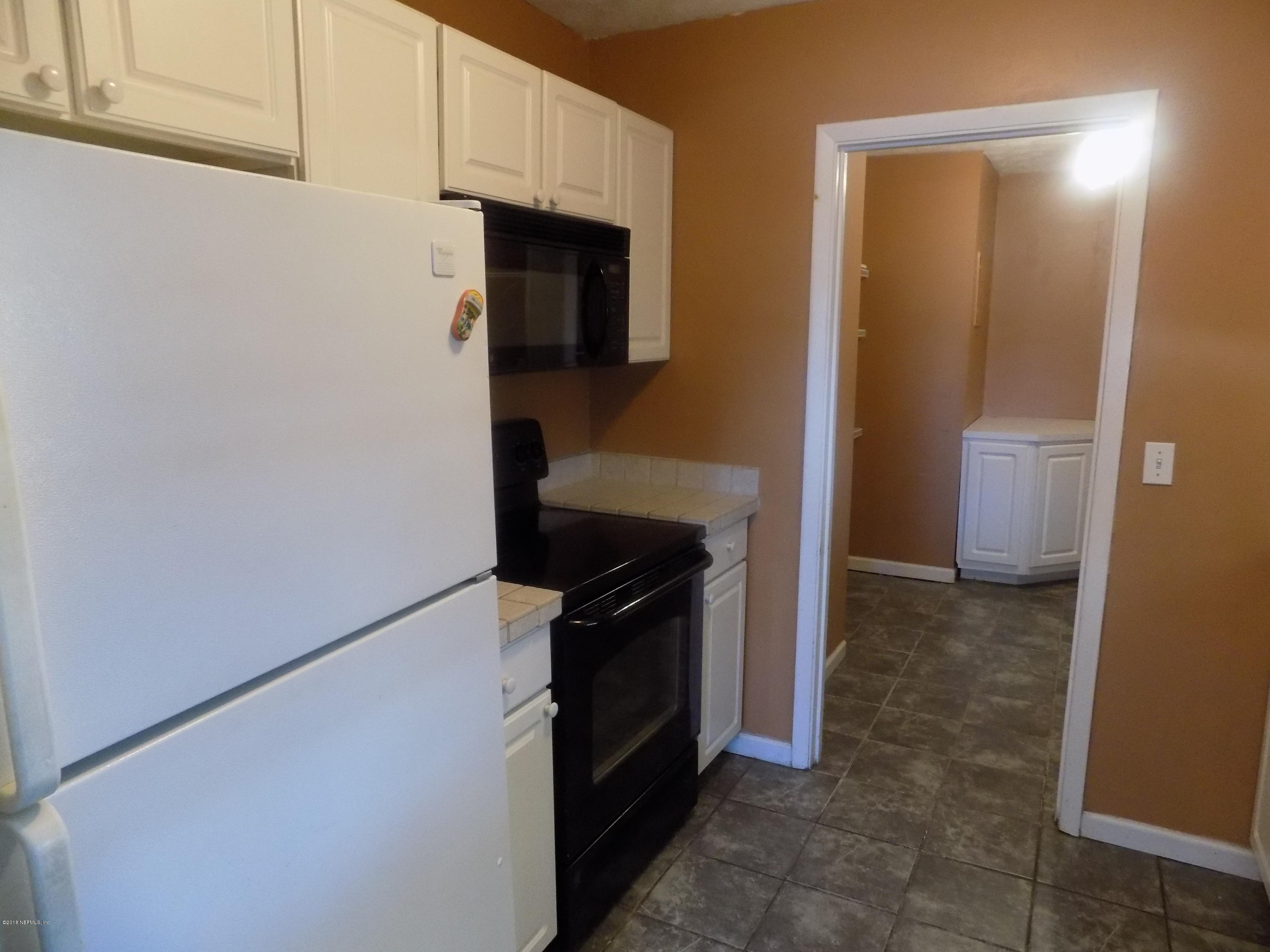 345 Seminole Road Atlantic Beach, FL 32233 - Photo 5 of 18 DSCN0137