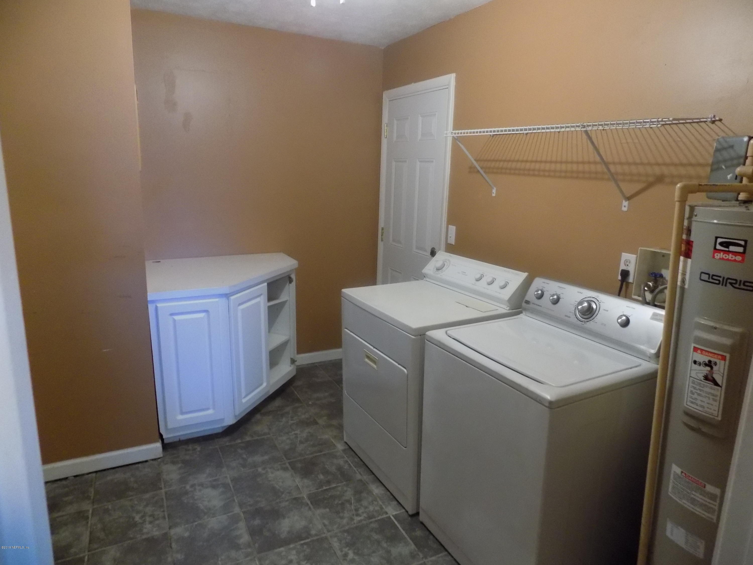 345 Seminole Road Atlantic Beach, FL 32233 - Photo 6 of 18 DSCN0138