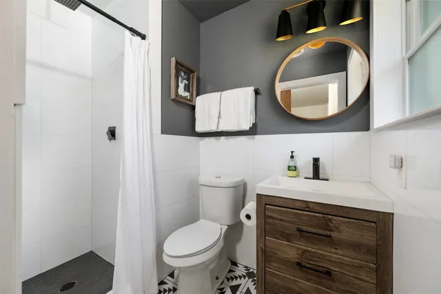 $525,000 | 1107 East 17th Street, Georgetown, TX 78626