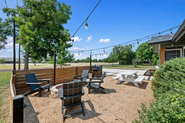 $525,000 | 1107 East 17th Street, Georgetown, TX 78626