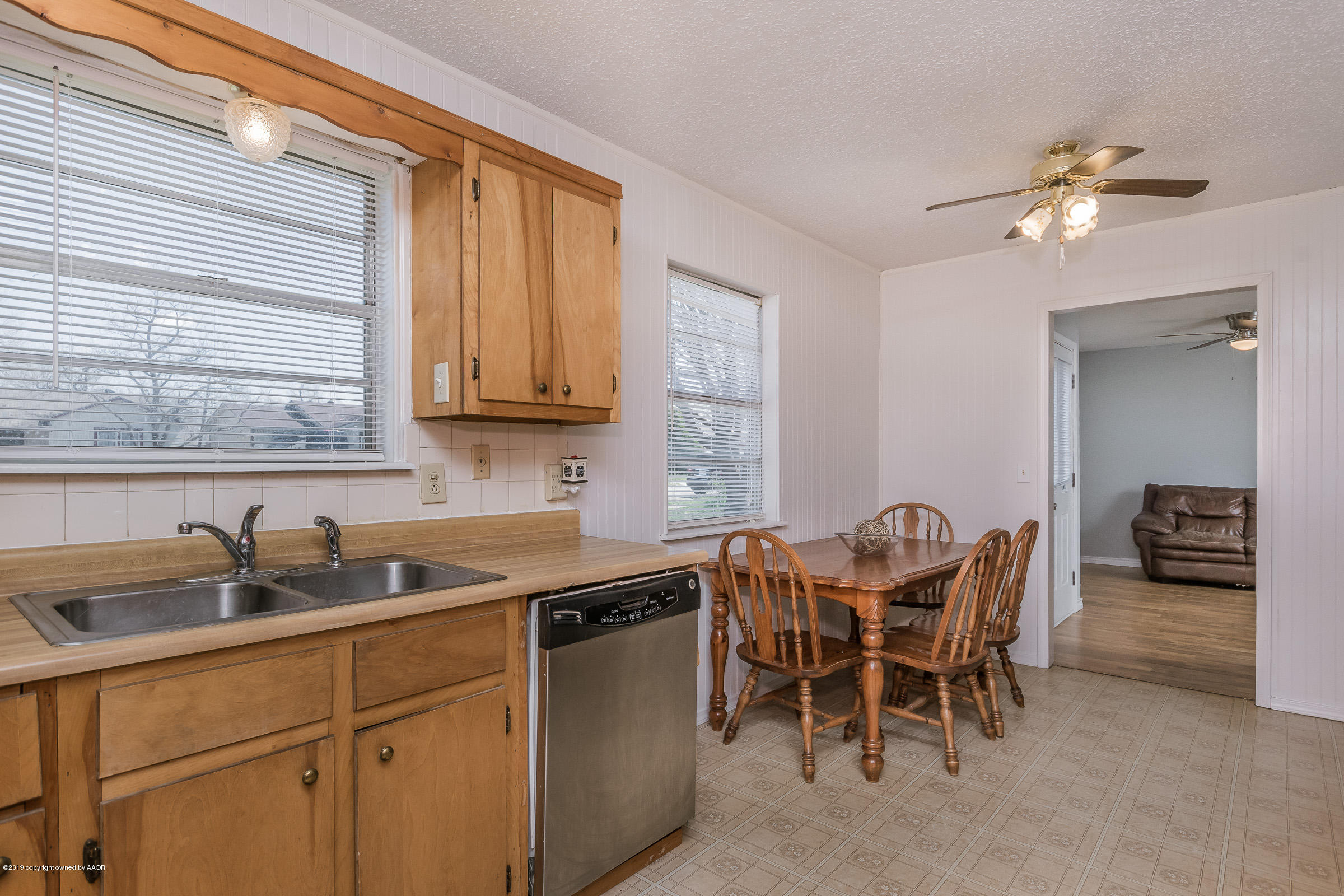 4000 Bowie Street Amarillo, TX 79110 - Photo 8 of 22 Kitchen-3