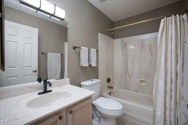 $289,000 | 19400 North Westbrook Parkway, Unit 216, Peoria, AZ 85382
