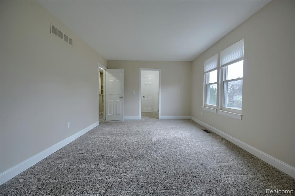 2201 Stonington Lane Rochester Hills, MI 48306 - Photo 18 of 31