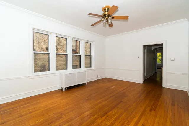 $700,000 | 208 South Austin Boulevard, Oak Park, IL 60304