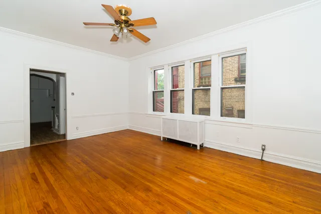 $700,000 | 208 South Austin Boulevard, Oak Park, IL 60304