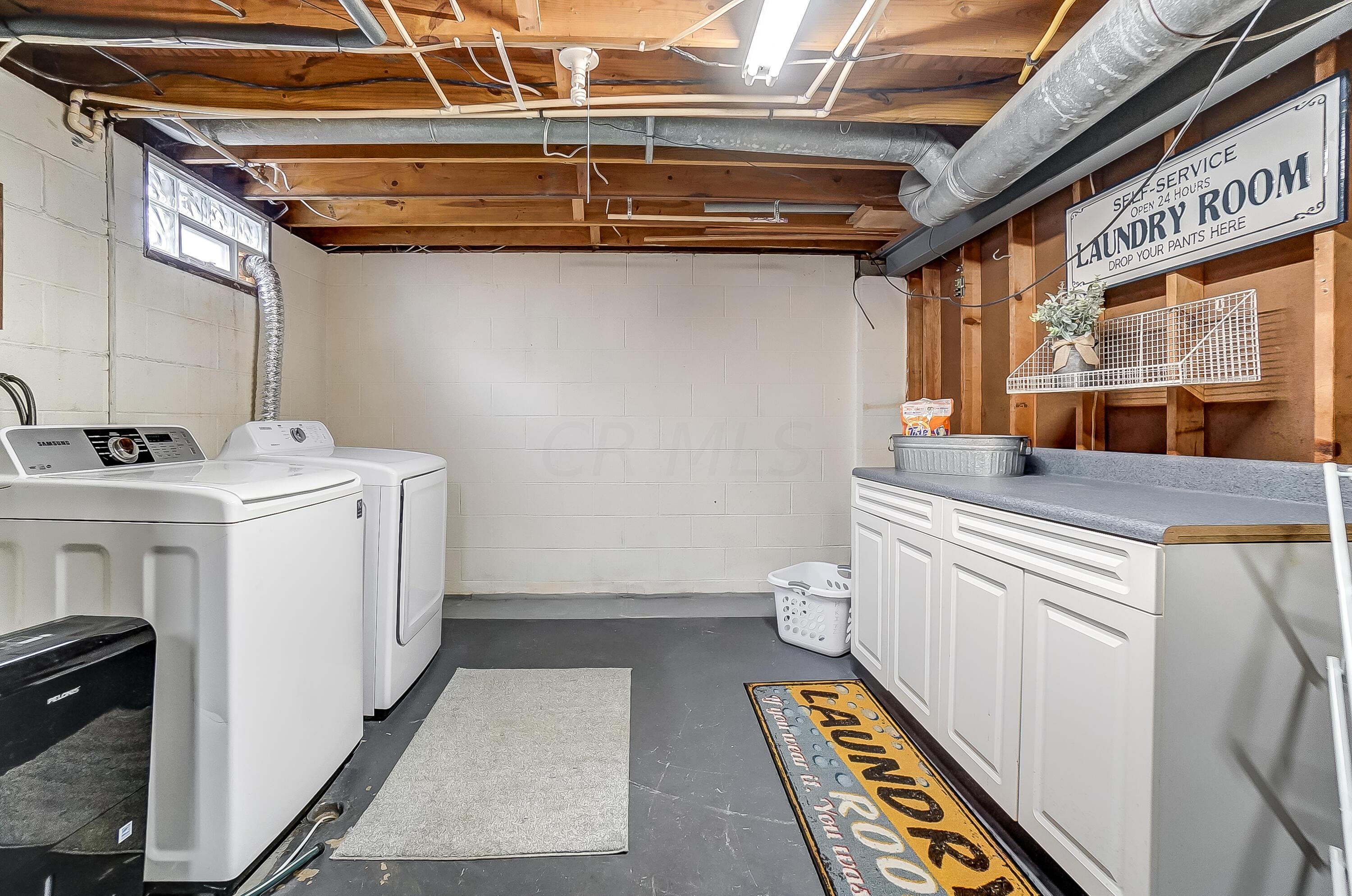3963 Clabber Road Columbus, OH 43207 - Photo 27 of 35 Laundry/Utility Room