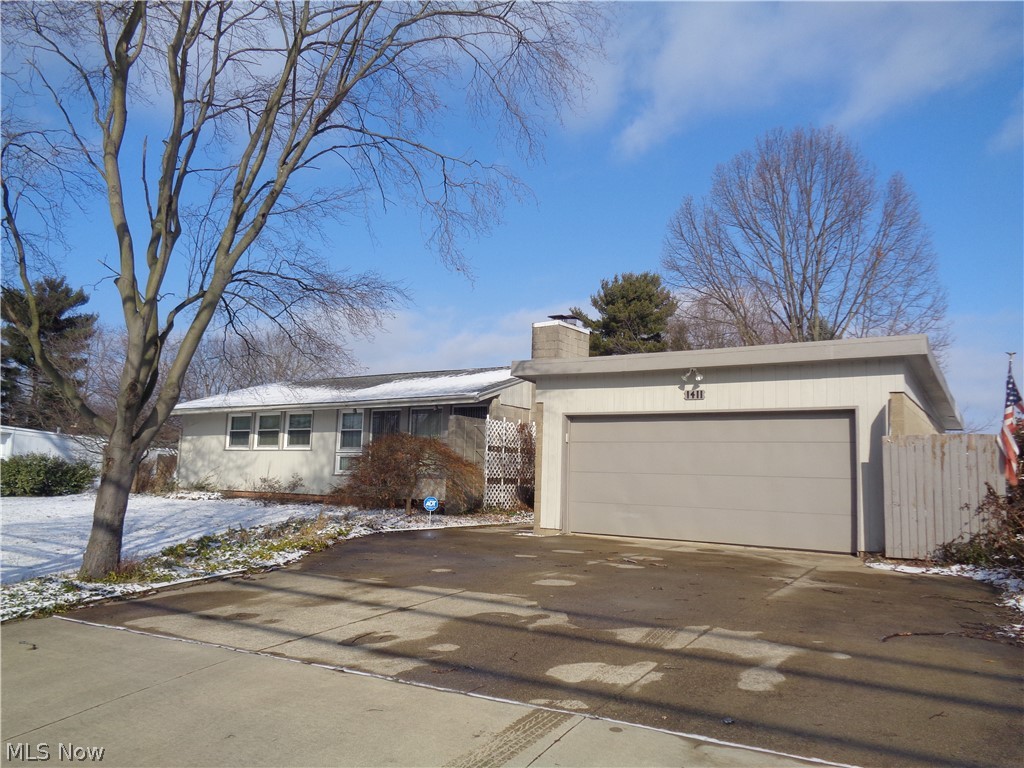 1411 Killian Road Akron, OH 44312 - Photo 2 of 29