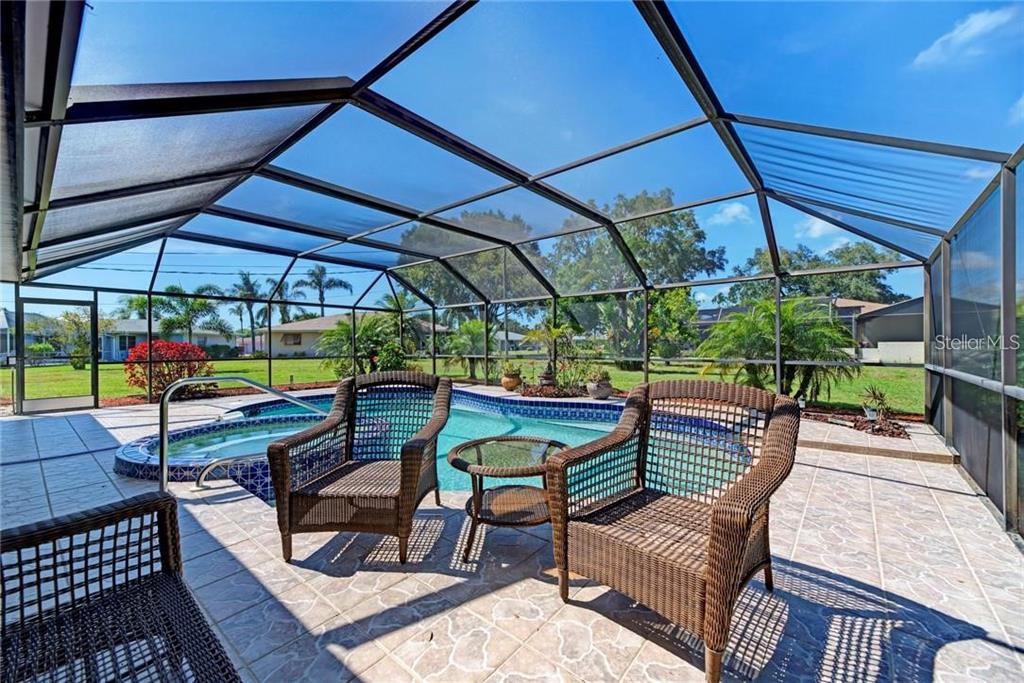 910 Caples Street Englewood, FL 34223 - Photo 4 of 28