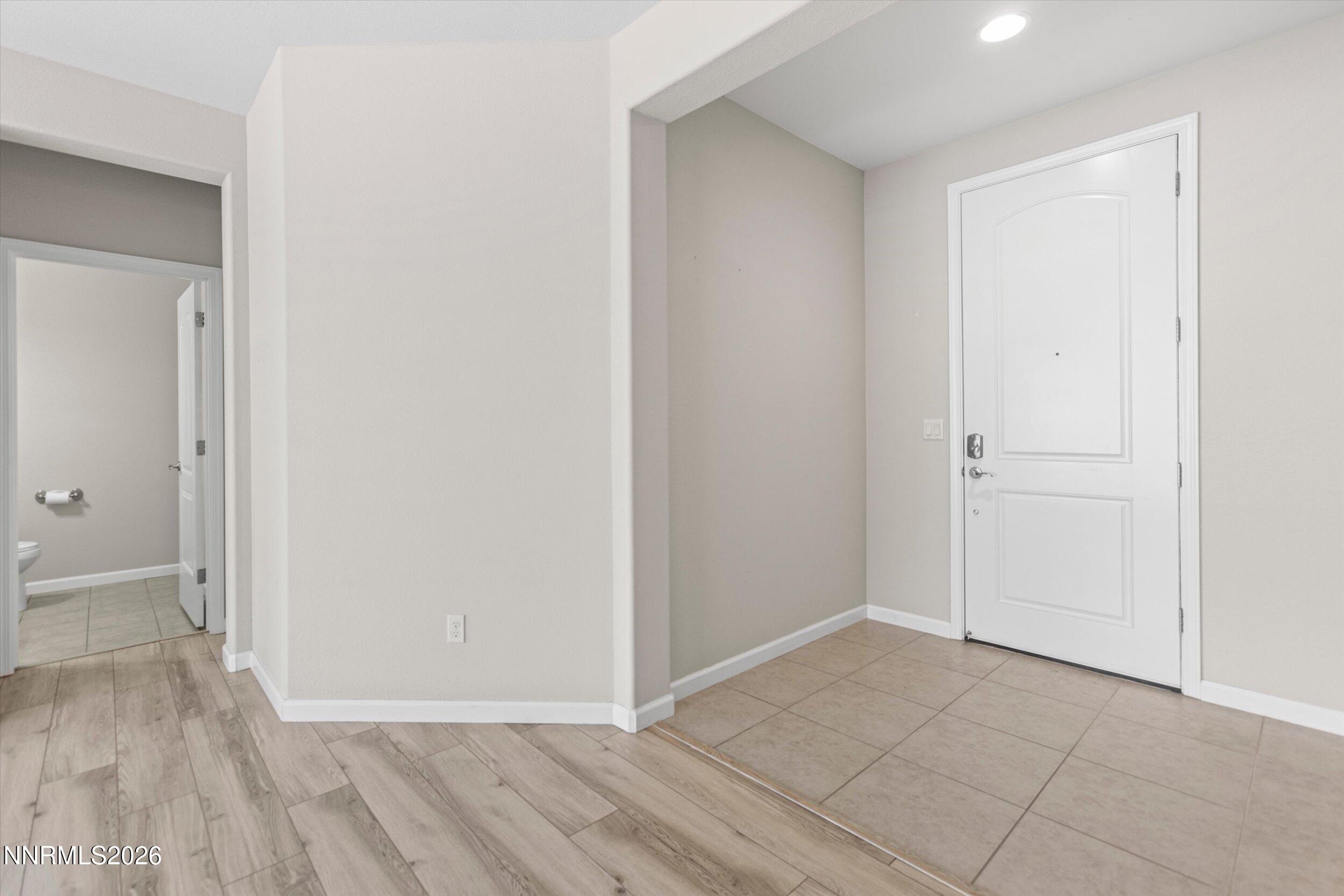 2232 Dominic Drive Reno, NV 89521 - Photo 7 of 43 04-0Y7A3888