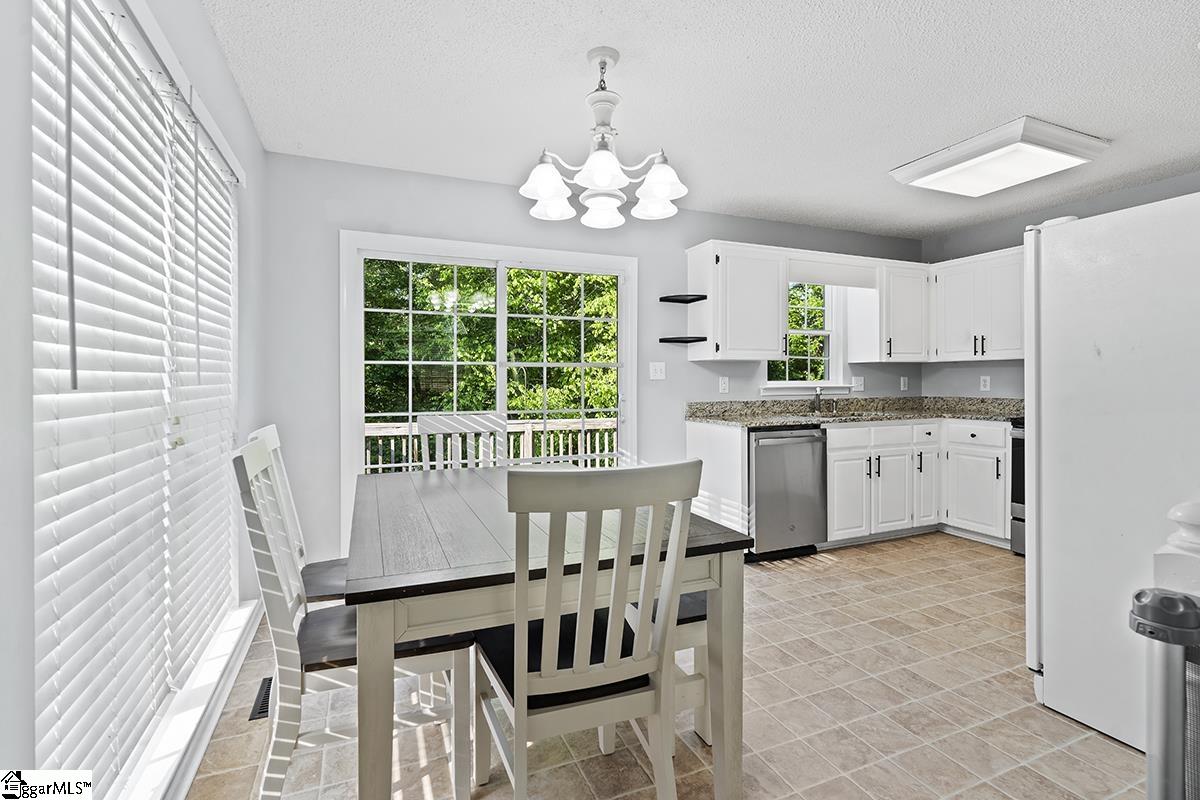 219 Oak Ridge Drive Greenwood, SC 29649 - Photo 13 of 23
