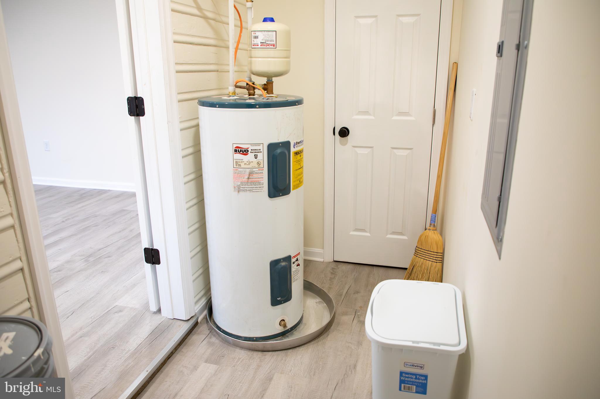 305 North Main Street Boonsboro, MD 21713 - Photo 9 of 20