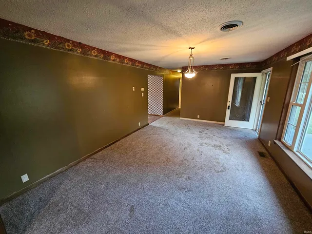 $119,900 | 301 Hickory Street, Oaktown, IN 47561