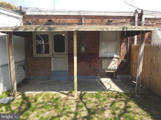 $1,250 | 2120 East Cheltenham Avenue, Philadelphia, PA 19124